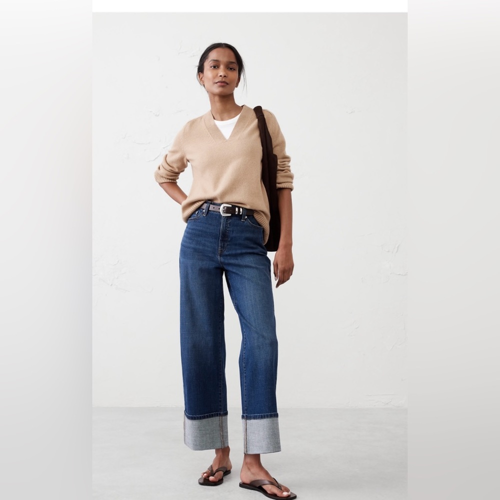 Banana Republic Medium Blue Stovepipe jeans